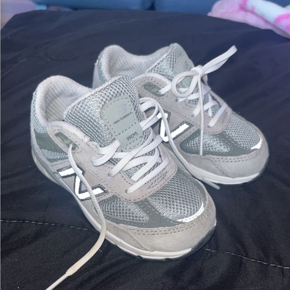 New Balance Gray and White Sneakers with Cushioned Midsoles